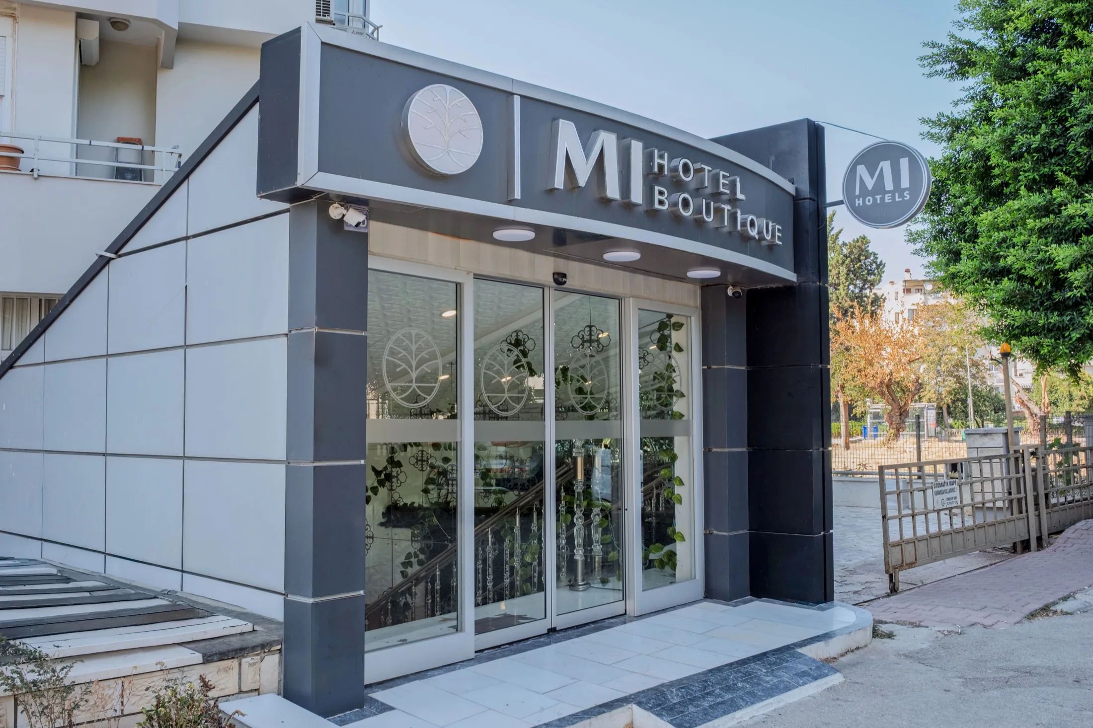 Фасад Mİ Hotel Boutique